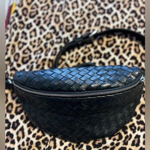 Hides Canada woven black leather crossbody bumbag